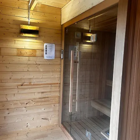 Ferienhaus & Sauna La Grange Des Generations